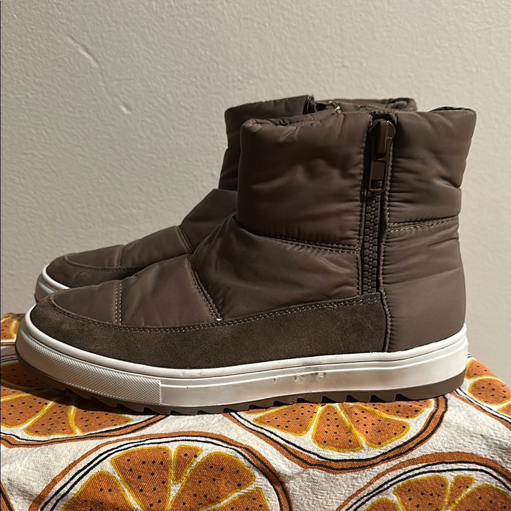 Blondo Brown Ankle Boots